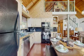 2BR + Loft Dog-OK, fireplace, foosball deck & bbq - Image 2