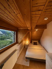 Stylish apartment with fantastic castle views - Image 4