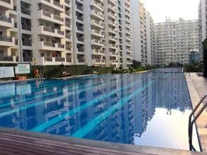 Aquabloom | Couple Retreat | Pool & Aravalli View - Image 2