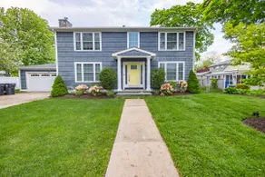 The Cloverdale-Pawtuxet Village - Image 2
