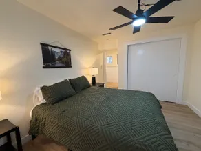 Into the Woods - 2 bed/1 bath pet friendly + yard - Image 3