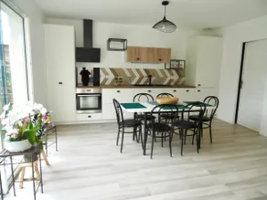 Charming maisonette with pool - Image 4