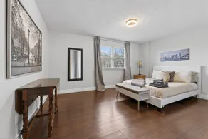 Whitby Luxury Home | Pool, Hot Tub | Near Toronto - Image 3