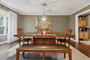 Whitby Luxury Home | Pool, Hot Tub | Near Toronto - Image 2