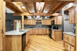 Big Rapids Lodge, Hot Tub, Pond, Game Room - Image 3