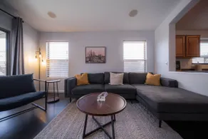 Spacious 3BR Home Near Wigwam, Westgate, Outlets - Image 5