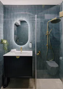 Modern stylish 1BR apartment w/ balcony, superb location - Image 5
