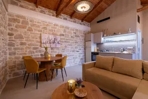 Dianeira Luxury Suites with Shared Pool near Matala - Image 4