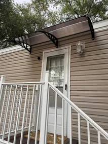 Cozy Cottage located in Sun Retreats RV Resort - Image 3
