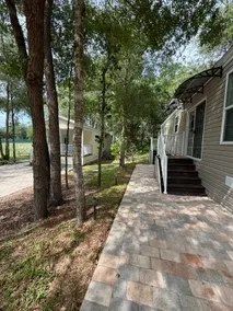 Cozy Cottage located in Sun Retreats RV Resort - Image 5