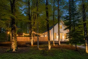 Schoolhouse | Fenced Yard | Family & Dog Friendly - Image 5