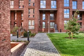 Trafford Garden Stays with Free Car park - Image 3