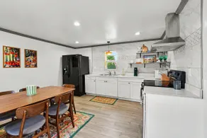 Hersheypark & Renfaire | Entire 3BR Apartment - Image 4