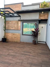 House 5 min to downtown + Air conditioning + Home Office - Image 3
