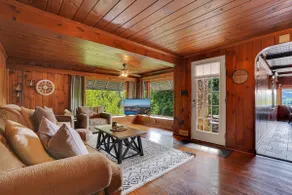 Private River View Retreat~ Over looking the River - Image 3
