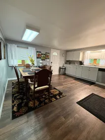 The Hilltopper House - Image 3