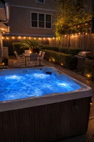 ★★★★★  Midtown/Montrose, Private Patio With Hot Tub, Walk to Bars & Restaurants - Image 3