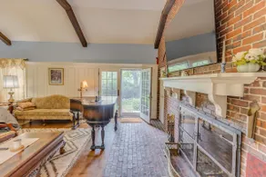 1800s Manor for Celebrations, Reunions & Retreats - Image 3