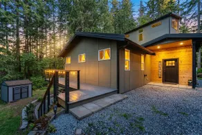Fernwood Retreat Hot Tub Trails - Image 2