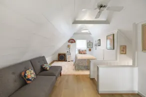 NEW-Periwinkle Cottage|Mins to Bellville - Image 4