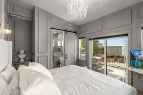 Luxury Alki Beach Villa | Sleeps 8 | 360° Rooftop - Image 3
