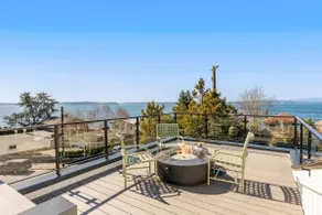 Luxury Alki Beach Villa | Sleeps 8 | 360° Rooftop - Image 2