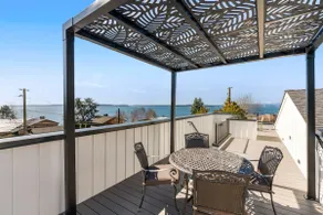 Luxury Alki Beach Villa | Sleeps 8 | 360° Rooftop - Image 5