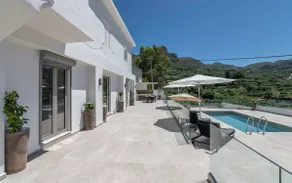Elea Horizon Villa - Luxury Among the Olive Groves - Image 3