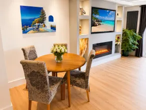 New Forest and Beach Gateway with Garden - Hot Tub and Parking - Three Bedrooms - Sleeps 7 - Image 5