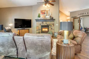 Hot Tub, Game Room! Ozarks Family Retreat By Lake - Image 2