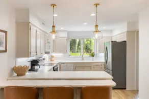 Newly Renovated Farmhouse on a Blueberry Farm - Image 2
