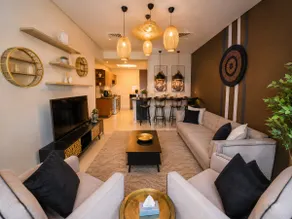 Artful Escape, 2BHK, Sea View@28th Floor In Pearl - Image 4