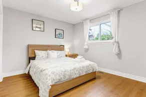 Family-Friendly 3BR Home - Sleep 10 | Free Parking - Image 3