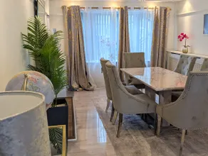 Walsall - 4 Bedroom House, Free Wi-Fi, Spacious Garden, Sleeps 9 - Image 3