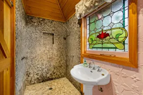 StayAU Owls Croft Picturesque Cottage Valley View - Image 2