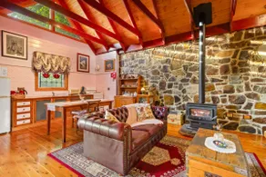 StayAU Owls Croft Picturesque Cottage Valley View - Image 4