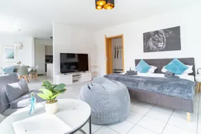 Premium Apt | Trade Fair | 6 guests | Balcony | Parking - Image 2