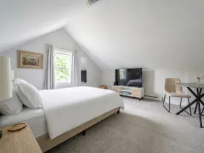 A-Frame Loft Near Metro-North | Queen + Kitchen - Image 4