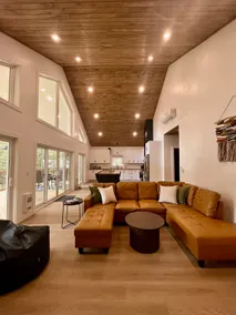 Beaverdam Lakeside Retreat - Pet & Family Friendly - Image 5