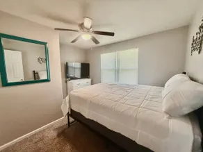 Country Living 2 Bedroom Home in Blue Springs, MO - Image 4