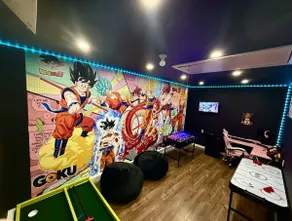 Omaha Estate·4BR·Hot Tub·Sauna·Game Room·Sleeps14 - Image 4