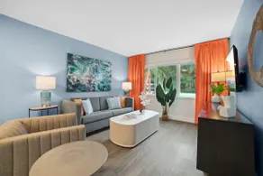 Sea La Vie | Steps to Boca Beach with Pool & Spa - Image 4