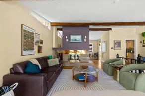 West End 4BR Stay Patio BBQ Firepit WiFi Parking - Image 2