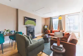 Kensington Apt | Hot Tub/Terrace/Arcade | Hosts 6 - Image 3