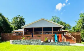 Lakefront Beach, Mega screened porch, Firepit - Image 2