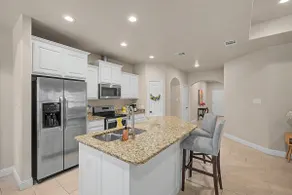 Custom 3BR near Dickies, TCU & Stockyards - Image 4