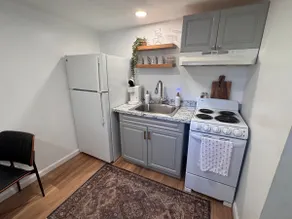 Cozy Mount Joy Stay - Image 3