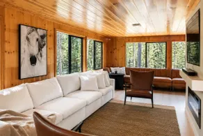 The Fork House Luxury Creekside Sierra Retreat - Image 4