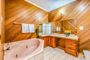 StayAU Family & Pet-Friendly 4BR Escape Morwell - Image 4