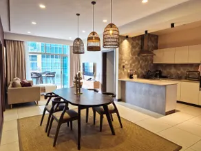 SkyNest by Merlion - 2BR Luxury - Prime Location - Image 3